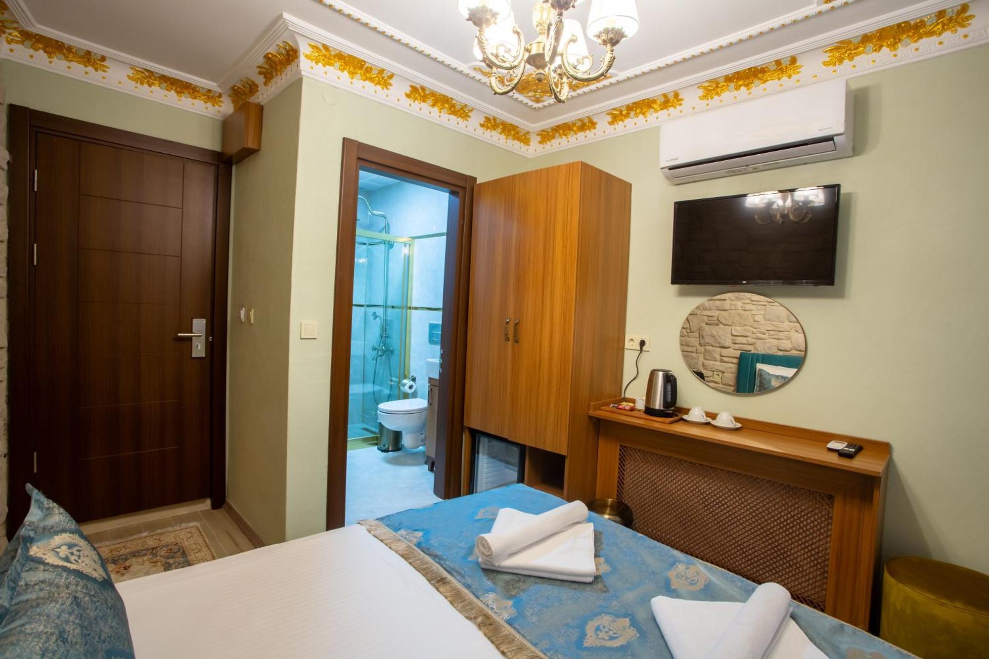 Sayina Hotel Istanbul Exterior photo